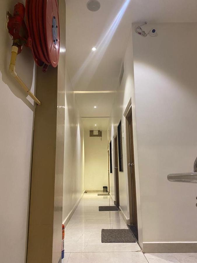 Hotel Raghupati Ayodhya Extérieur photo